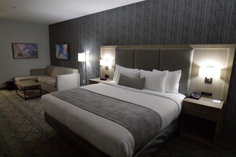Best Western Plus Executive Residency Oklahoma City I-35 Buitenkant foto